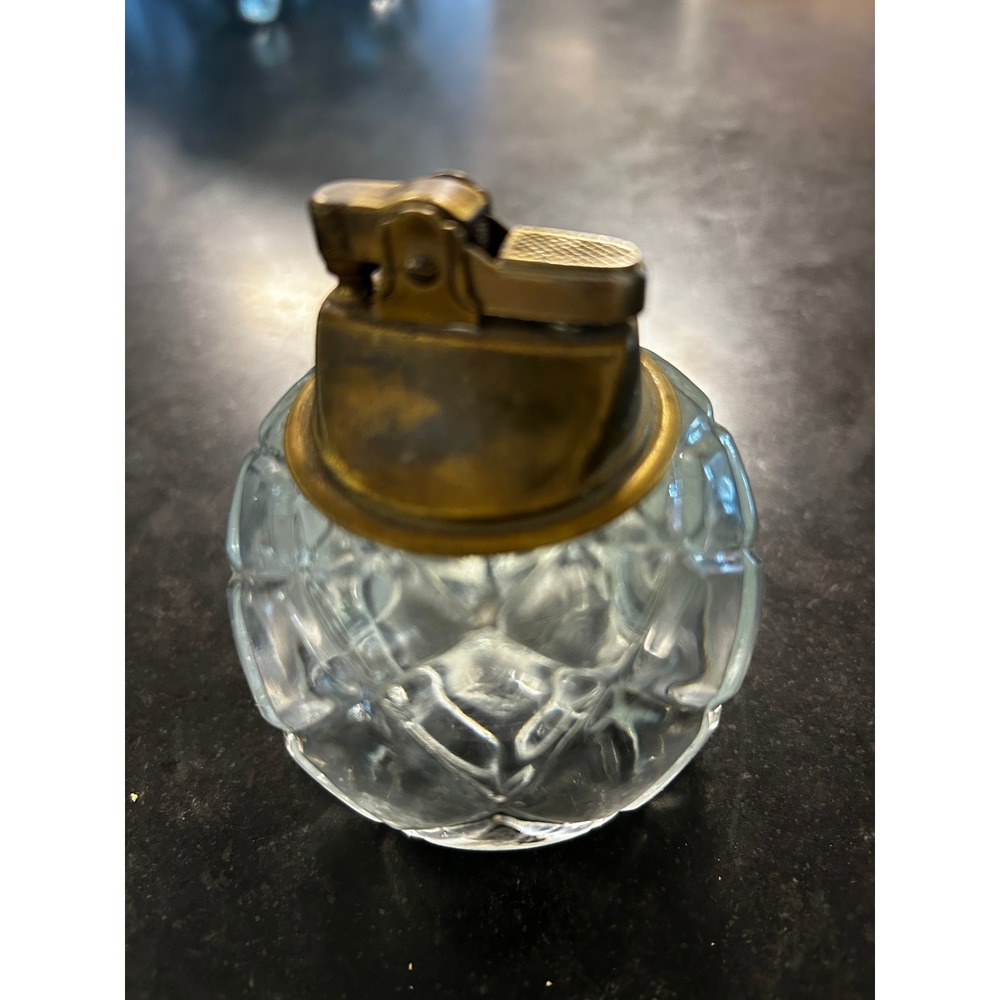 Vintage Diamond Cut Glass and Brass Table Lighter - Picture 4 of 5